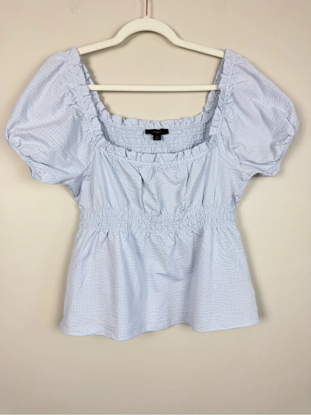 J. Crew Seersucker Smocked Medium Top Blue Puff Sleeve Peplum Preppy Resort Vaca